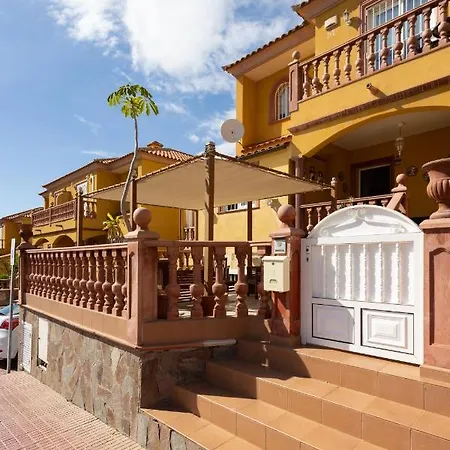 Luxury Playa Duque, Private Pool & Aircon, Costa Adeje, Tenerife Villa