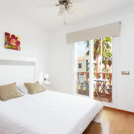Luxury With Private Pool With Aircon,playa Del Duque Villa