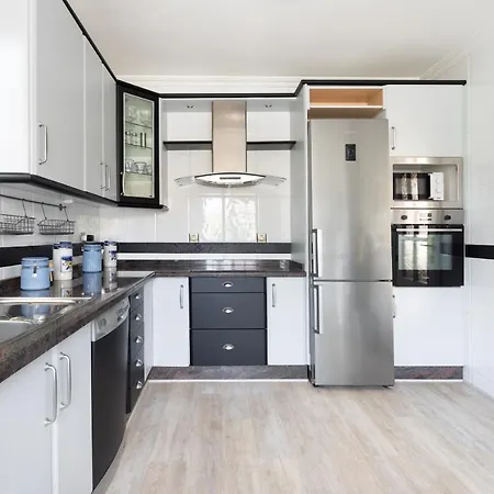 Villa Luxury With Private Pool With Aircon,playa Del Duque