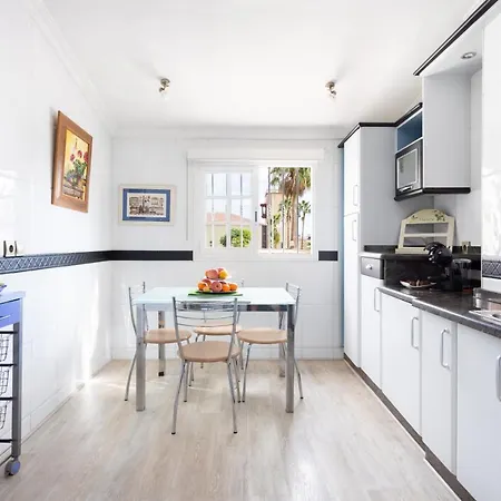 Luxury With Private Pool With Aircon,playa Del Duque Villa Costa Adeje (Tenerife)