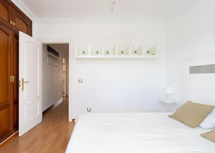 Luxury With Private Pool & Aircon, Costa Adeje, Tenerife Villa